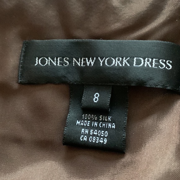 Jones New York 100% Silk Halter Dress - Picture 6 of 6
